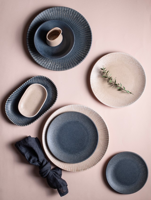 1972 — stoneware dokusu